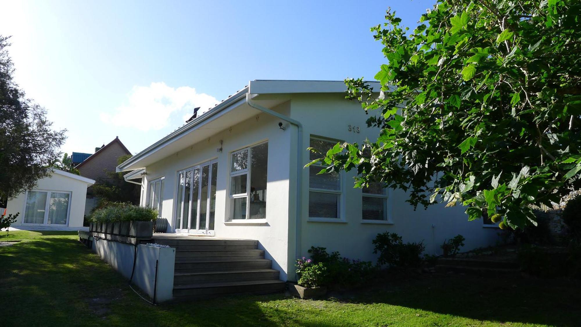 Ferienhaus Pashasha House And Hot Tub